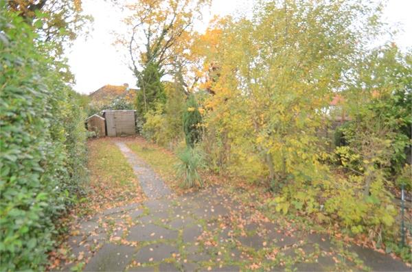 Laleham Avenue, Mill Hill